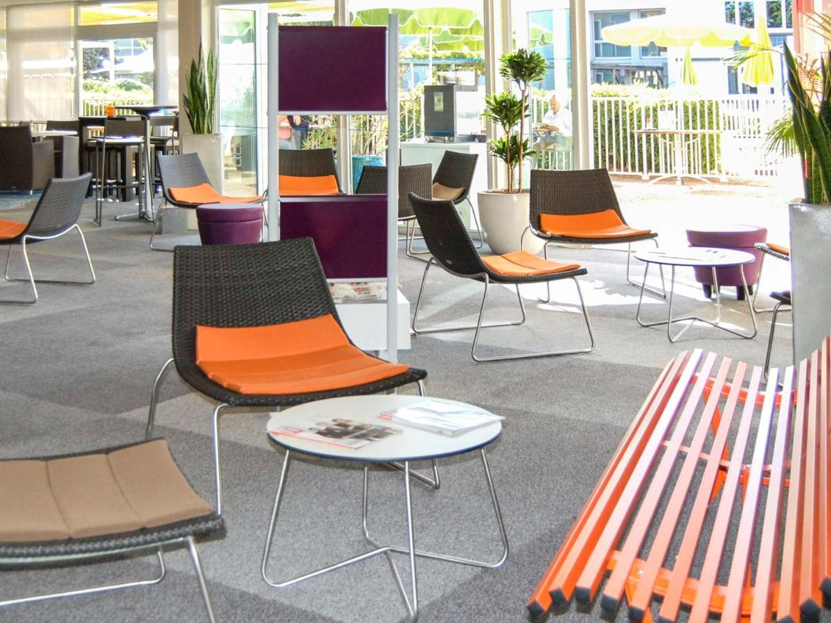 Ibis Styles Marseille Aeroport Hotel Vitrolles  Buitenkant foto