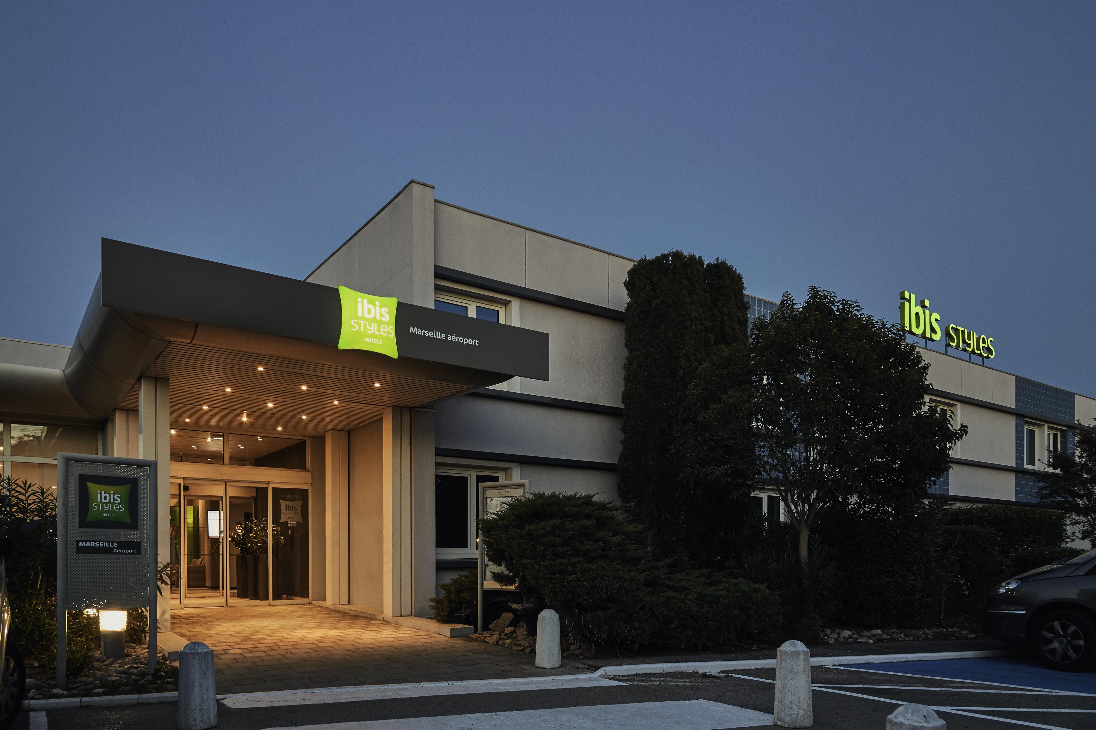 Ibis Styles Marseille Aeroport Hotel Vitrolles  Buitenkant foto