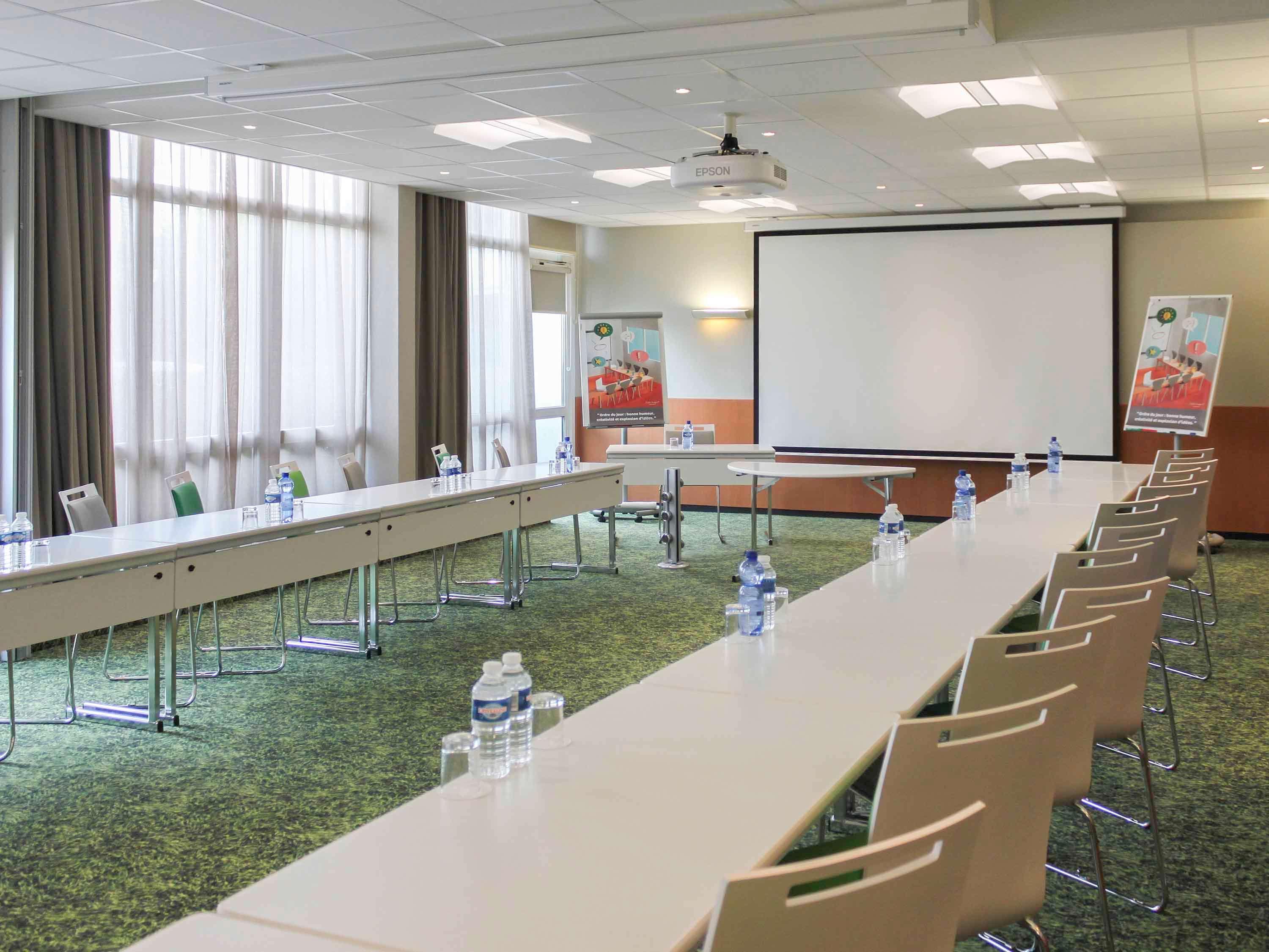Ibis Styles Marseille Aeroport Hotel Vitrolles  Buitenkant foto