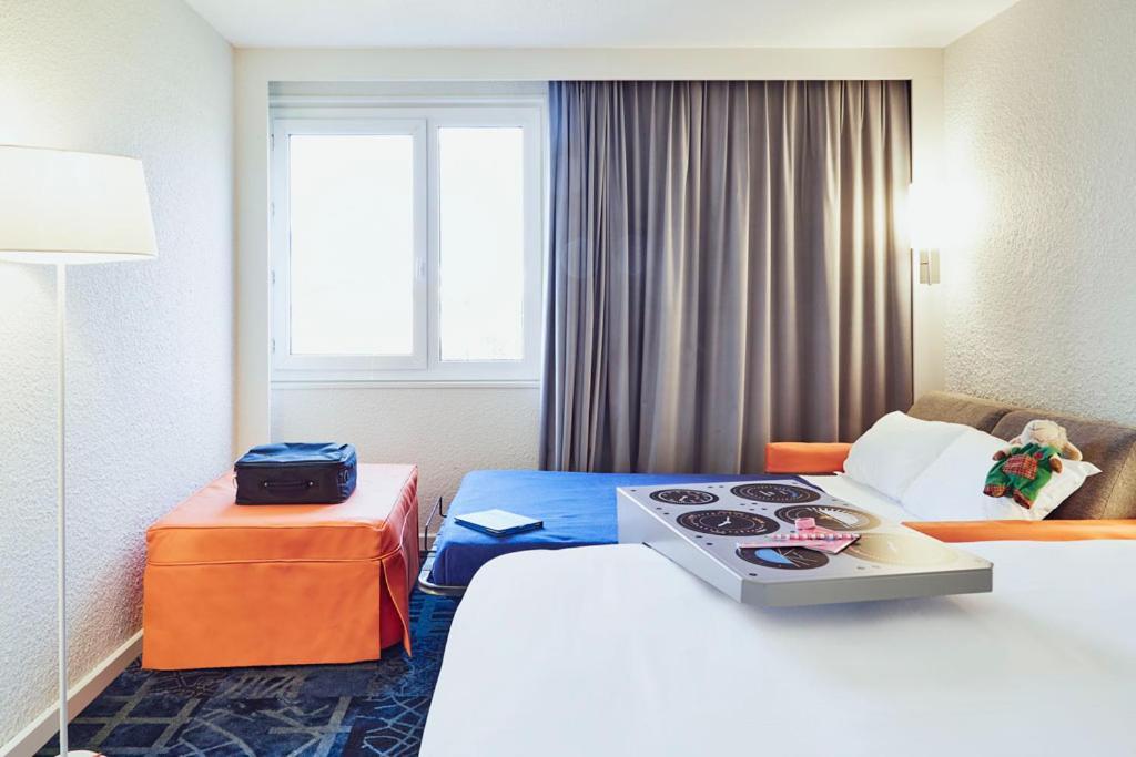 Ibis Styles Marseille Aeroport Hotel Vitrolles  Buitenkant foto