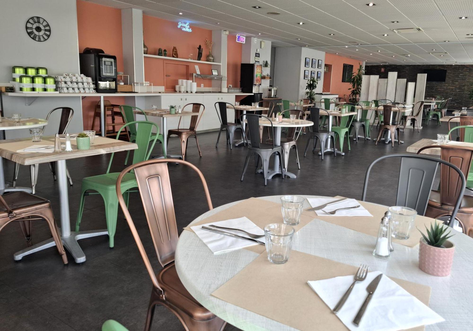 Ibis Styles Marseille Aeroport Hotel Vitrolles  Buitenkant foto